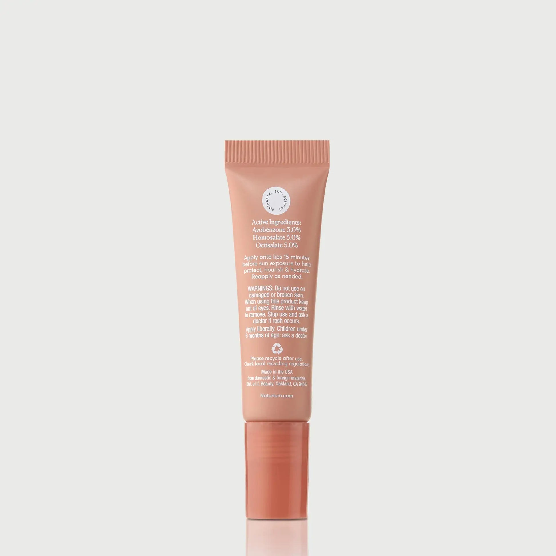 phyto-glow-lip-balm-spf-45-getaway-q3 NATR-10126_PhytoGlow_SPF_Getaway_primary_capon_back_bonebkgd_1.webp