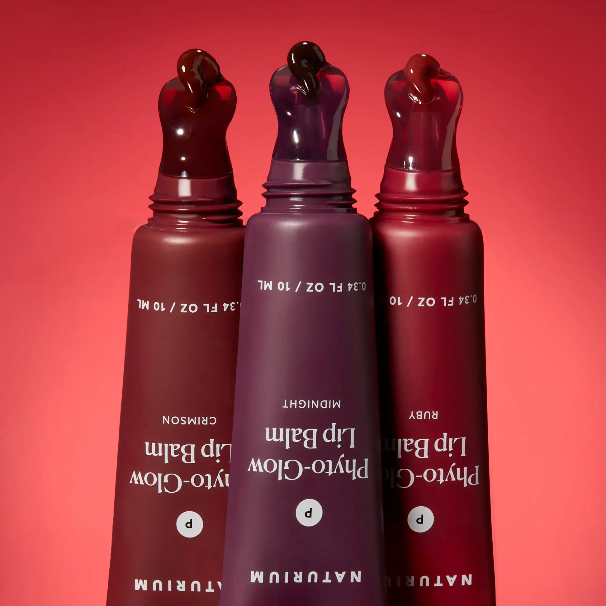 phyto-glow-lip-balm-crimson-l1 phytoglow-moody_6357-crop_1_e73a7054-8061-4f72-8a58-c0111f6fcffa.webp